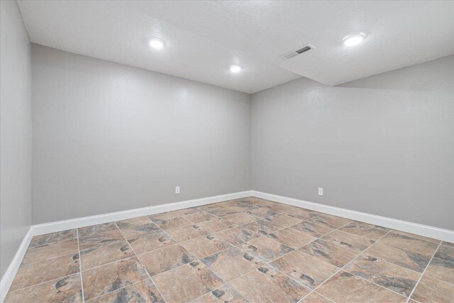 101 Poindexter Dr, Pineville, MO 64856 - empty room featuring recessed lighting, visible vents, and baseboards
