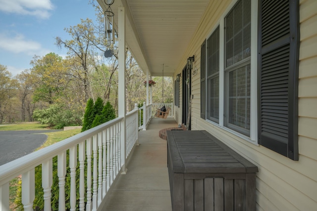 balcony with a porch