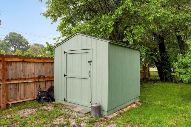 953 S Weaver Ave, Springfield, MO 65806 - view of shed