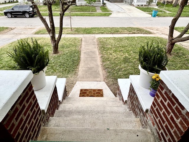 535 E Normal St, Springfield, MO 65807 - view of yard with concrete driveway