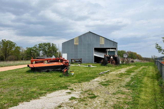 8100 Creek Rd, Hartville, MO 65667 - view of pole building featuring fence