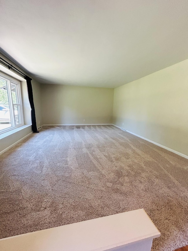 2036 E Greenwood St, Springfield, MO 65804 - carpeted empty room featuring baseboards