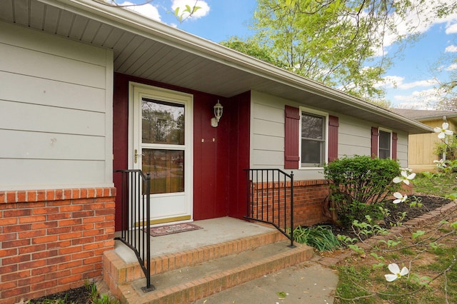 4542 S Holiday Ave, Springfield, MO 65810 - view of property entrance