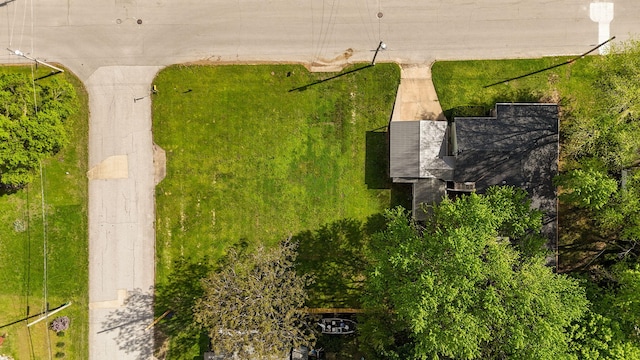 1221 S Market St, Mount Vernon, MO 65712
