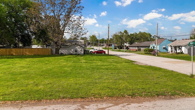 1221 S Market St, Mount Vernon, MO 65712