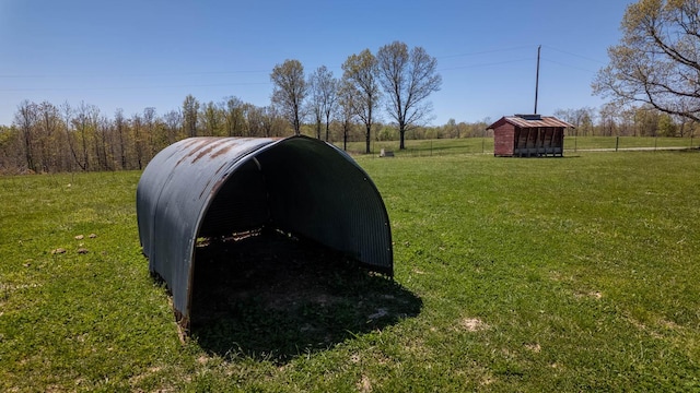 view of outdoor structure with an outdoor structure
