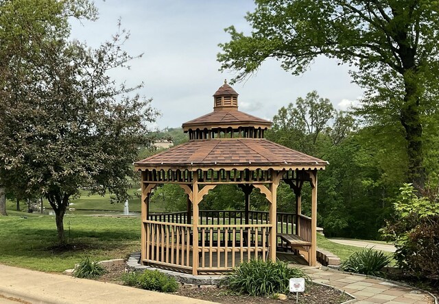 187 Clubhouse Dr Unit 23, Branson, MO 65616 - surrounding community featuring a gazebo and a lawn