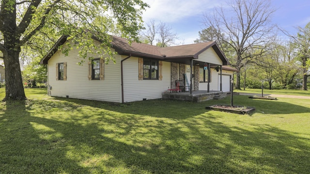 402 Lake, Mountain Grove, MO 65711 - view of side of home featuring a lawn, a garage, a shingled roof, and covered porch