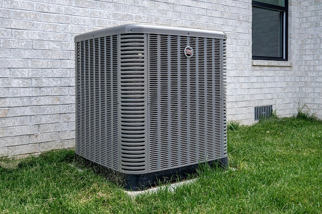 3800 W Broadmoor St, Springfield, MO 65807 - exterior view of a cooling unit and crawl space