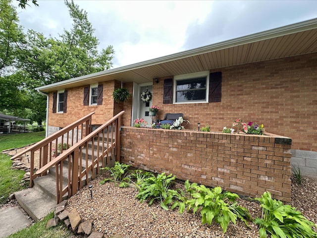 203 Roberts Dr, Mount Vernon, MO 65712 - ranch-style house featuring brick siding