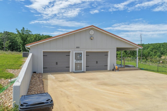 3600 Steven Dr, Cabool, MO 65689 - garage with central air condition unit and a detached garage