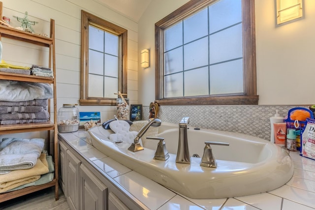 19800 Providence Dr, Lebanon, MO 65536 - bathroom with a sink