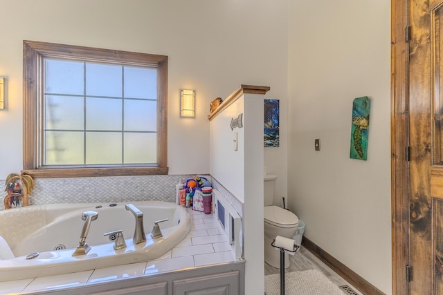 19800 Providence Dr, Lebanon, MO 65536 - full bath with a whirlpool tub and toilet