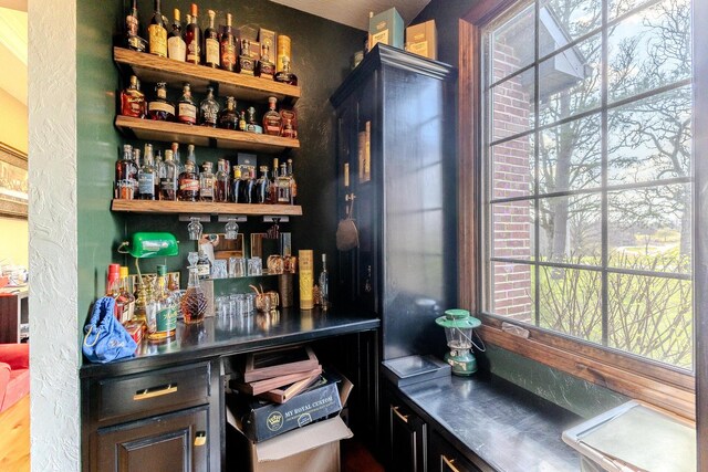 19800 Providence Dr, Lebanon, MO 65536 - view of bar