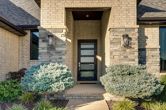 4748 Forest Trails Dr, Springfield, MO 65809 - doorway to property with roof with shingles
