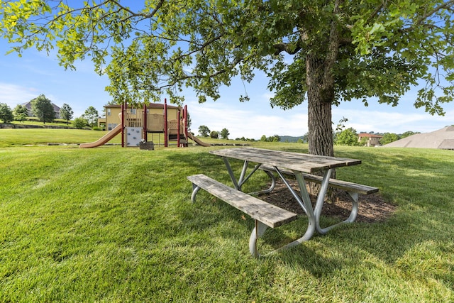 140 S Tuscany Dr Unit C, Hollister, MO 65672 - view of community with playground community and a yard
