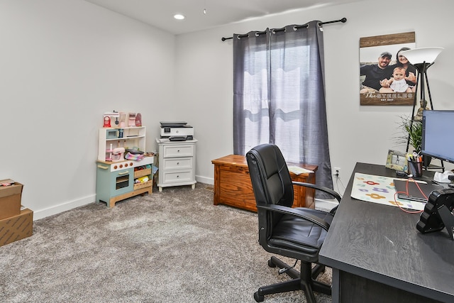 home office with recessed lighting, carpet, and baseboards