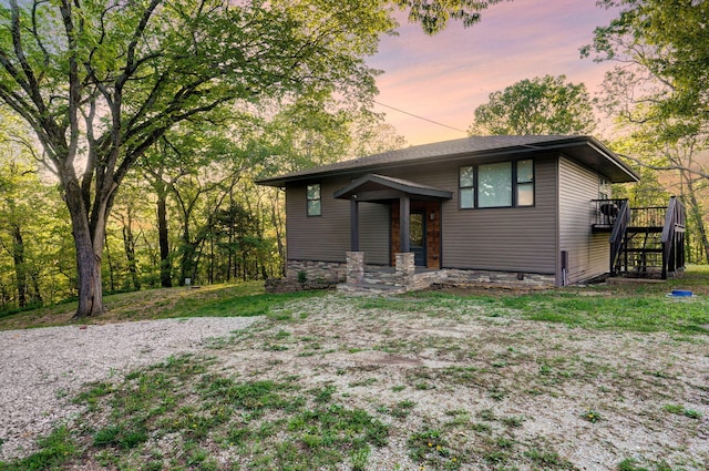 9247 State Highway 13, Kimberling City, MO 65686 - bi-level home featuring stairs