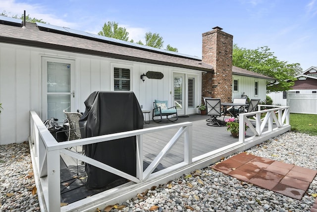 1522 S Oakland Ave, Bolivar, MO 65613 - deck featuring fence and outdoor dining space