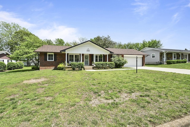 1522 S Oakland Ave, Bolivar, MO 65613 - single story home with an attached garage, a front yard, brick siding, and concrete driveway