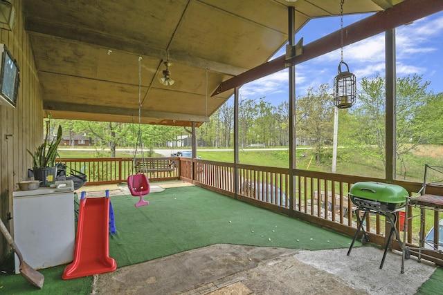 view of sunroom / solarium