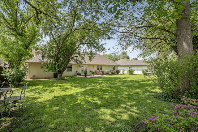 3660 S Ferguson Ave, Springfield, MO 65807 - view of yard with a patio