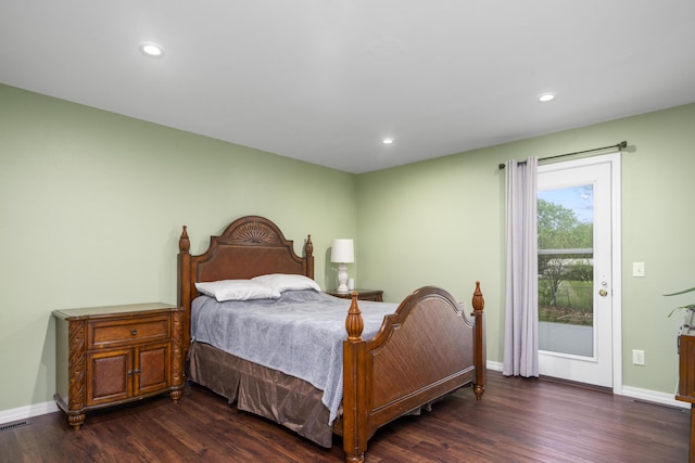 bedroom with recessed lighting, baseboards, and dark wood-type flooring