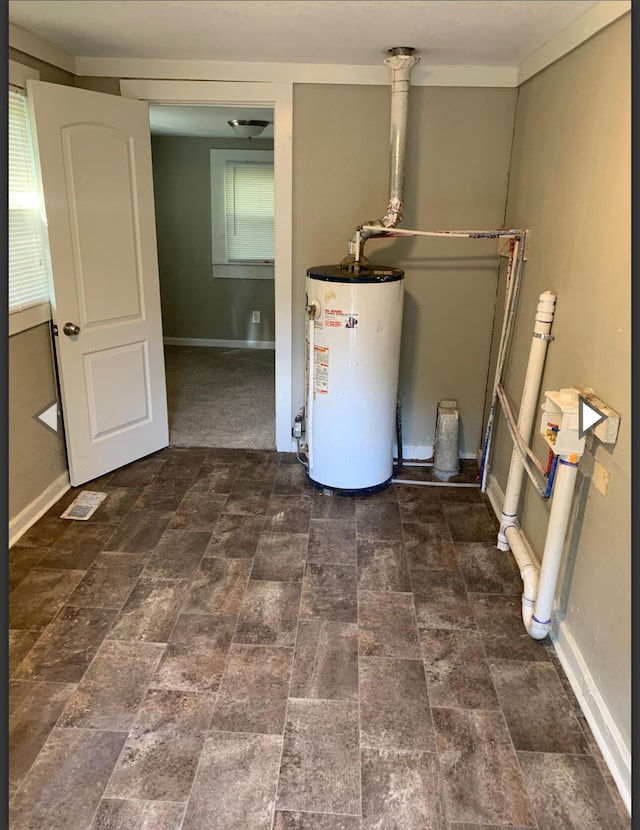 837 S Nettleton Ave, Springfield, MO 65806 - utilities with water heater