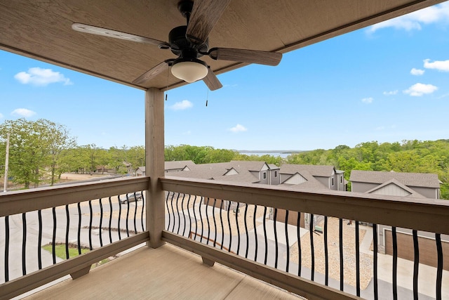 balcony with a ceiling fan