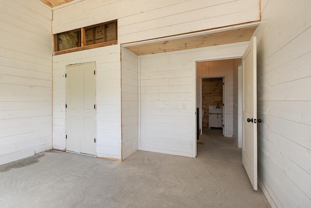 2107 E 530th Rd, Pleasant Hope, MO 65725 - interior space with concrete flooring
