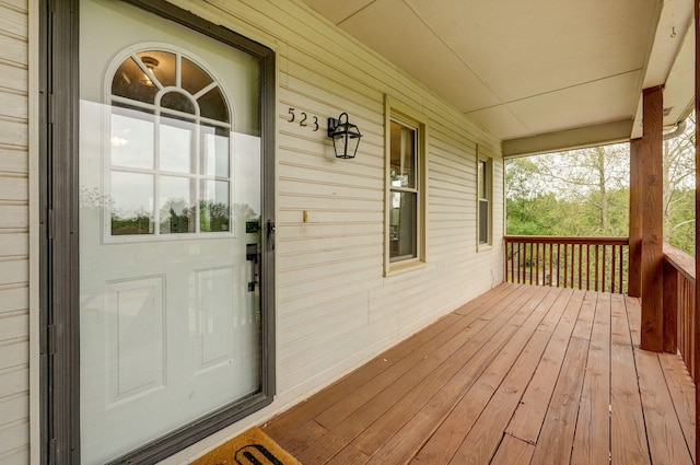 523 E Camino St, Springfield, MO 65810 - deck with a porch
