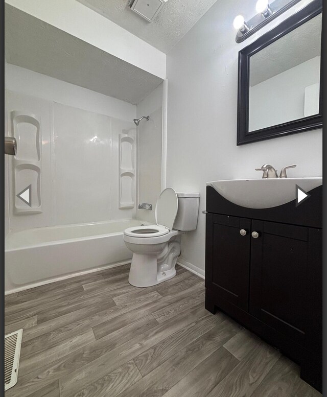 2541 E Commercial St, Springfield, MO 65803 - photo 6
