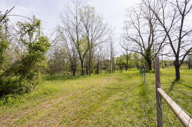 4940 Sellers Ford Rd, Hartville, MO 65667 - view of yard with fence