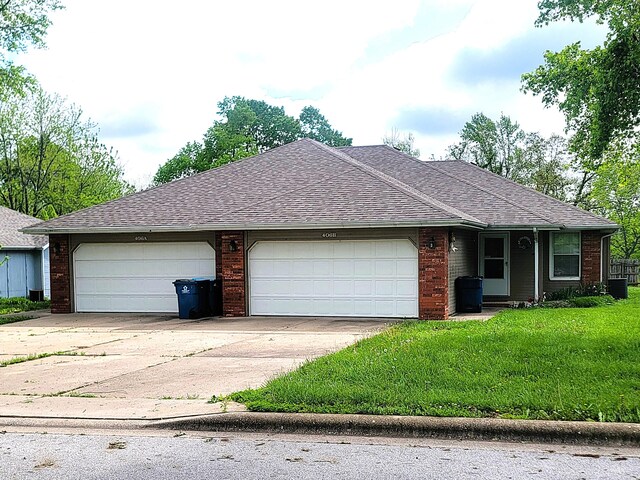 406A S James St, Nixa, MO 65714