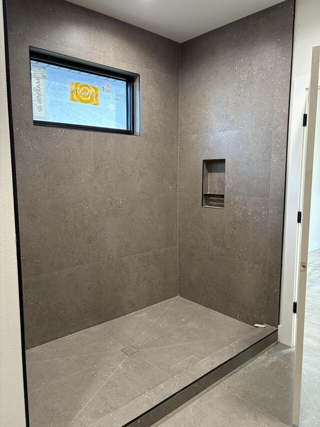 bathroom featuring elevator