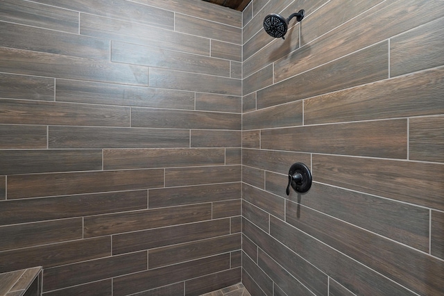 room details with tiled shower