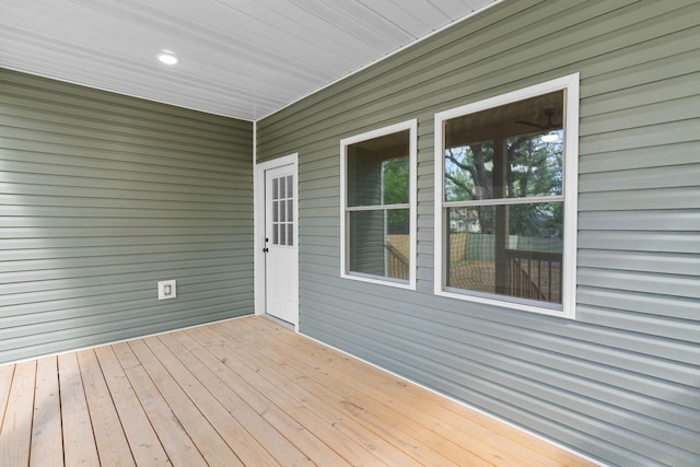 1626 W Lee St, Springfield, MO 65803 - view of deck