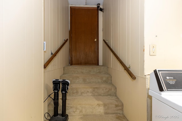 staircase with washer / clothes dryer