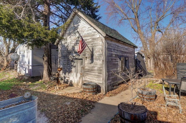 1487 E Lelia Ln, Springfield, MO 65803 - view of outbuilding featuring an outdoor structure