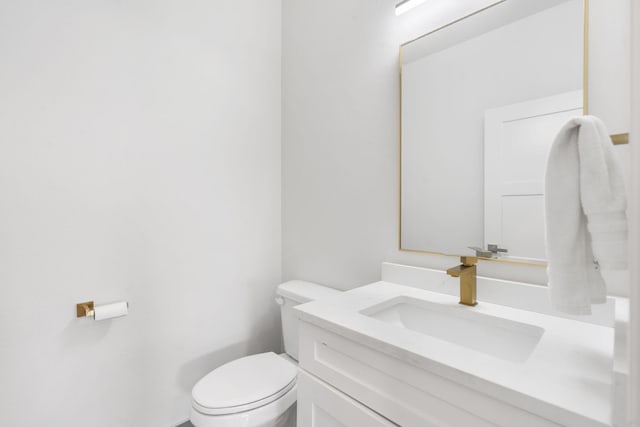 635 W Bridgewood Ct, Springfield, MO 65803 - half bath featuring toilet and vanity