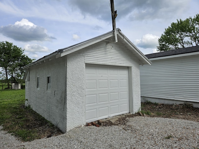 view of detached garage