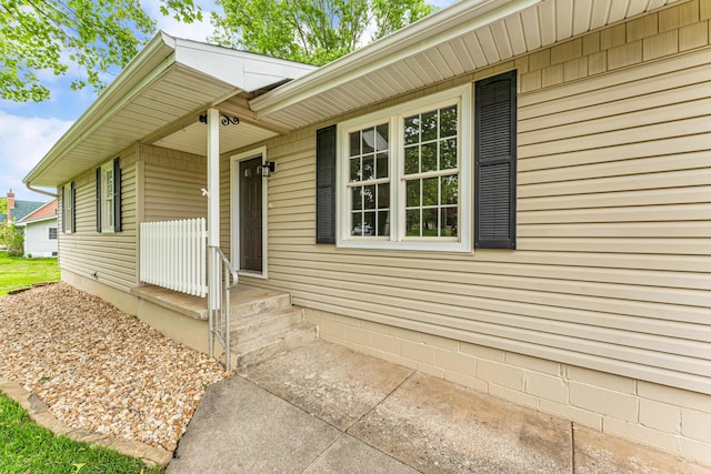 1107 E Mccracken Rd, Ozark, MO 65721 - view of property entrance