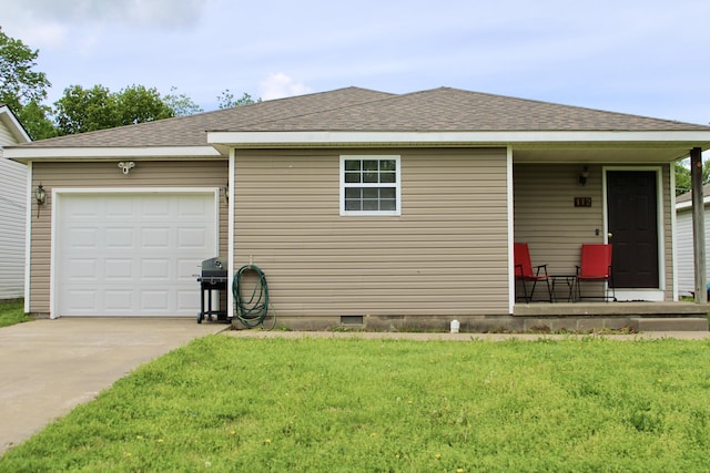 112 S Winfield, Joplin, MO 64801 - single story home with a porch, crawl space, roof with shingles, a front lawn, and concrete driveway