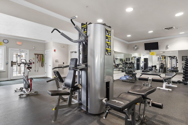 gym featuring crown molding, baseboards, recessed lighting, and visible vents