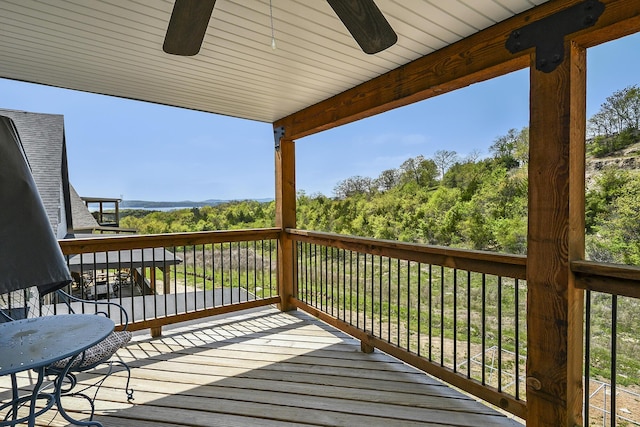 deck featuring ceiling fan
