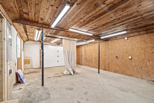 below grade area featuring a garage