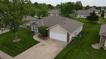 aerial view of property and surrounding area