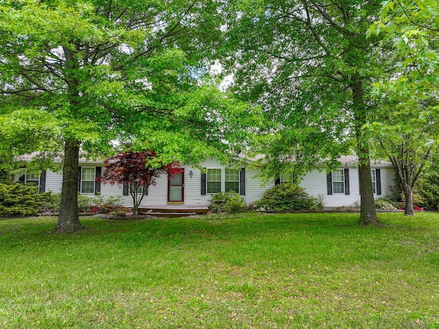 1156 SE 180th Rd, Clinton, MO 64735 - view of front of house featuring a front yard