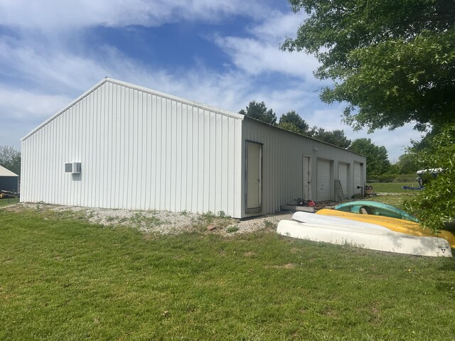 156 Southern Cross Dr, Clever, MO 65631 - view of outbuilding with an outbuilding