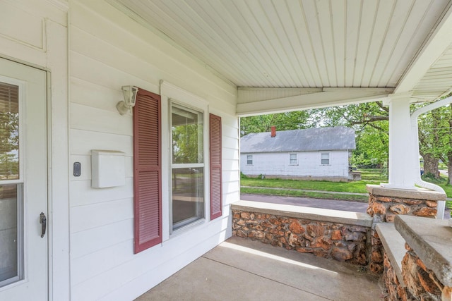 901 W Poplar St, Springfield, MO 65802 - view of patio / terrace featuring covered porch
